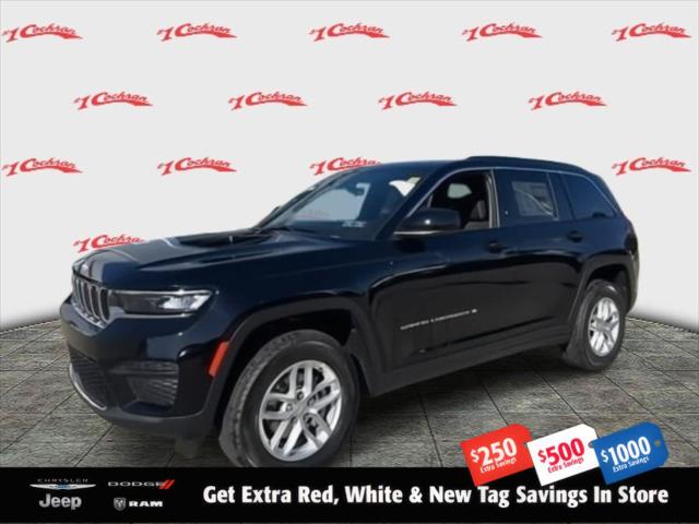 2025 Jeep Grand Cherokee GRAND CHEROKEE LAREDO X 4X4