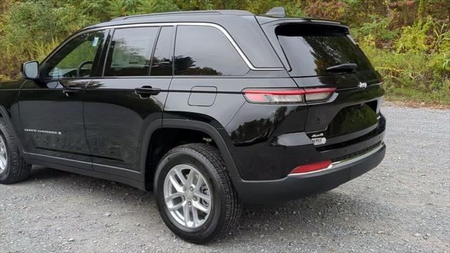 2025 Jeep Grand Cherokee GRAND CHEROKEE LAREDO X 4X4 2025 Jeep Grand Cherokee GRAND CHEROKEE LAREDO X 4X4