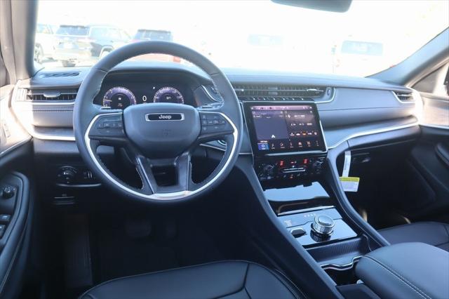 2025 Jeep Grand Cherokee GRAND CHEROKEE LIMITED 4X4 2025 Jeep Grand Cherokee GRAND CHEROKEE LIMITED 4X4