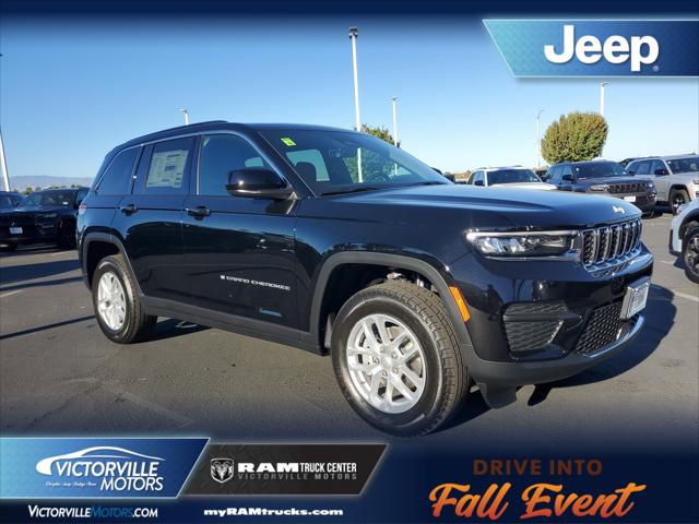 2025 Jeep Grand Cherokee GRAND CHEROKEE LAREDO X 4X4