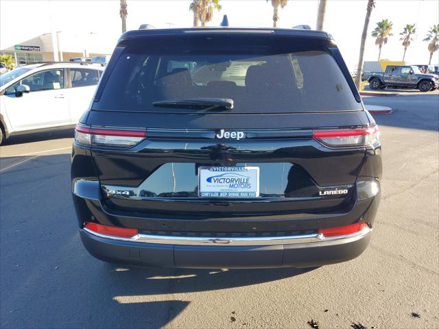 2025 Jeep Grand Cherokee GRAND CHEROKEE LAREDO X 4X4