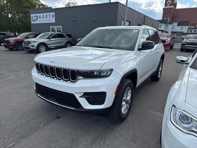 2025 Jeep Grand Cherokee GRAND CHEROKEE LAREDO X 4X4 2025 Jeep Grand Cherokee GRAND CHEROKEE LAREDO X 4X4