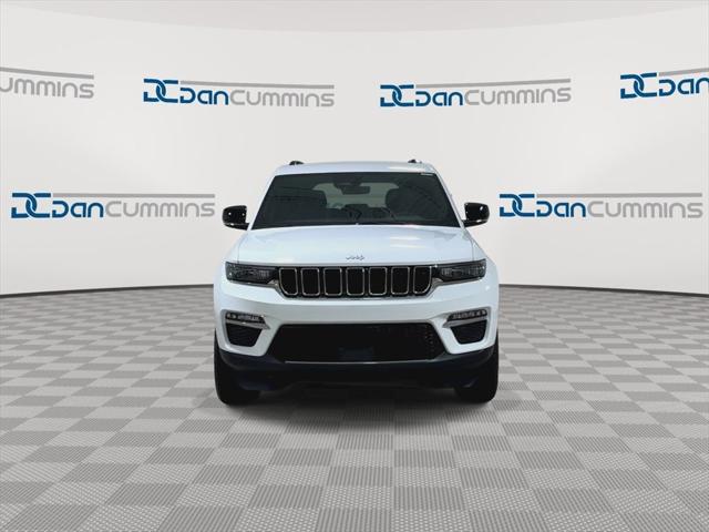 2025 Jeep Grand Cherokee GRAND CHEROKEE LIMITED 4X4 2025 Jeep Grand Cherokee GRAND CHEROKEE LIMITED 4X4