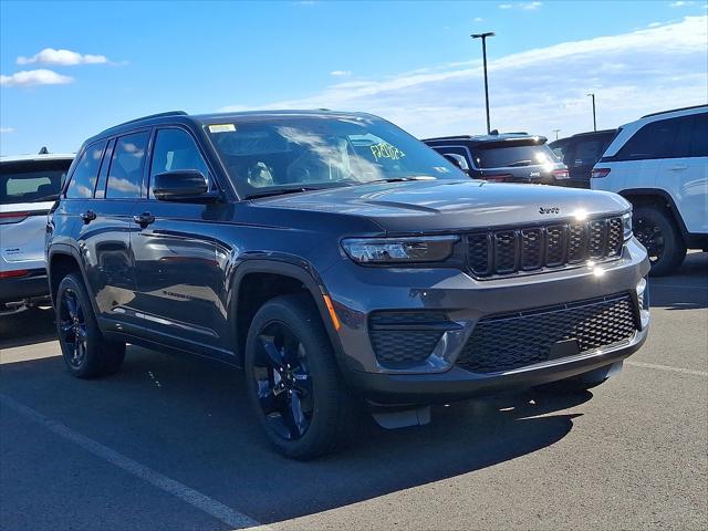 2025 Jeep Grand Cherokee GRAND CHEROKEE ALTITUDE X 4X4