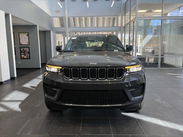 2025 Jeep Grand Cherokee GRAND CHEROKEE LAREDO X 4X2 2025 Jeep Grand Cherokee GRAND CHEROKEE LAREDO X 4X2