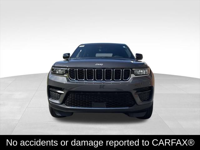 2025 Jeep Grand Cherokee GRAND CHEROKEE LAREDO X 4X4