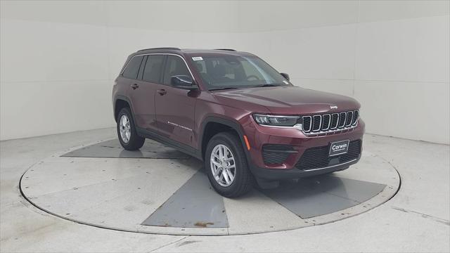2025 Jeep Grand Cherokee GRAND CHEROKEE LAREDO X 4X4