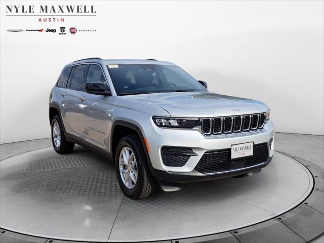 2025 Jeep Grand Cherokee GRAND CHEROKEE LAREDO X 4X2