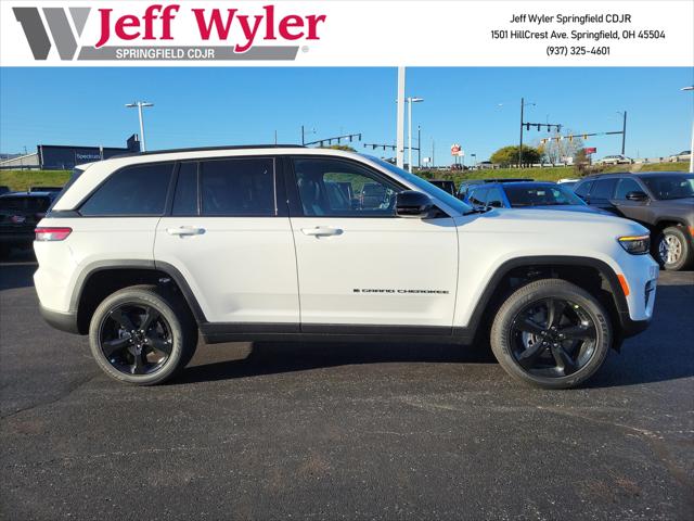 2025 Jeep Grand Cherokee GRAND CHEROKEE ALTITUDE X 4X4