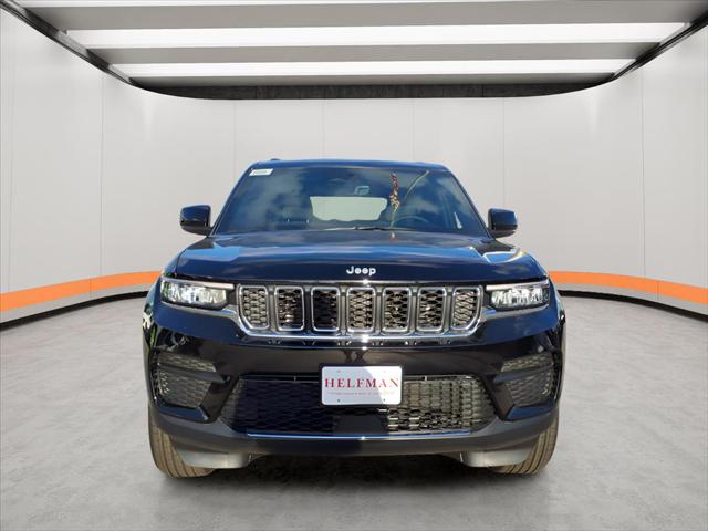 2025 Jeep Grand Cherokee GRAND CHEROKEE LAREDO X 4X2
