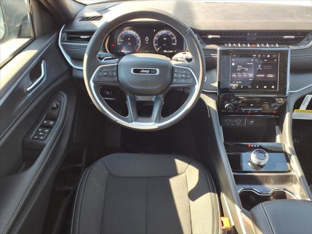 2025 Jeep Grand Cherokee GRAND CHEROKEE LAREDO X 4X4 2025 Jeep Grand Cherokee GRAND CHEROKEE LAREDO X 4X4