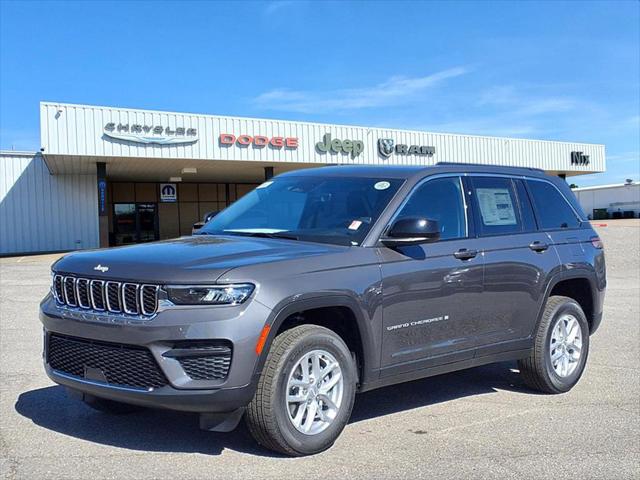2025 Jeep Grand Cherokee GRAND CHEROKEE LAREDO X 4X4 2025 Jeep Grand Cherokee GRAND CHEROKEE LAREDO X 4X4