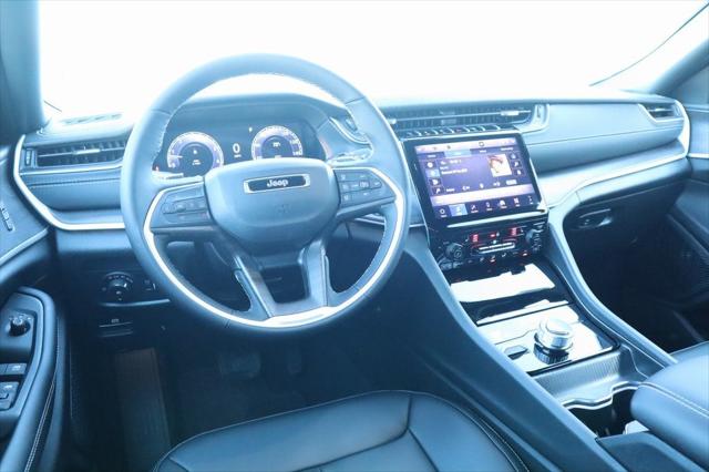 2025 Jeep Grand Cherokee GRAND CHEROKEE LIMITED 4X4 2025 Jeep Grand Cherokee GRAND CHEROKEE LIMITED 4X4