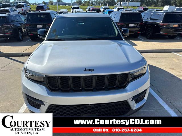 2025 Jeep Grand Cherokee GRAND CHEROKEE ALTITUDE X 4X4