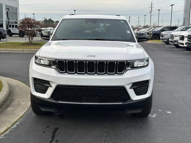 2025 Jeep Grand Cherokee GRAND CHEROKEE LAREDO X 4X4 2025 Jeep Grand Cherokee GRAND CHEROKEE LAREDO X 4X4