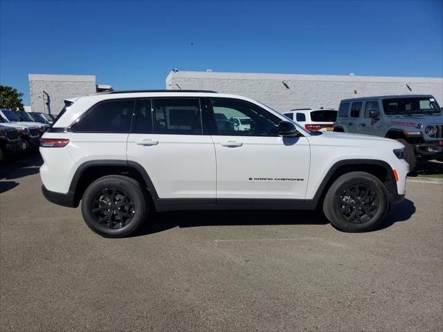 2025 Jeep Grand Cherokee GRAND CHEROKEE ALTITUDE X 4X4