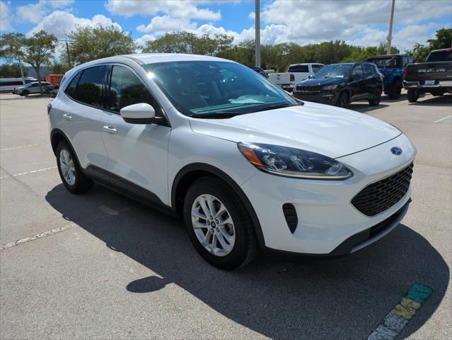 2021 Ford Escape SE Hybrid