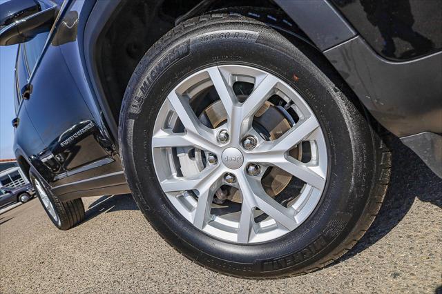 2023 Jeep Grand Cherokee Limited 4x2 2023 Jeep Grand Cherokee Limited 4x2