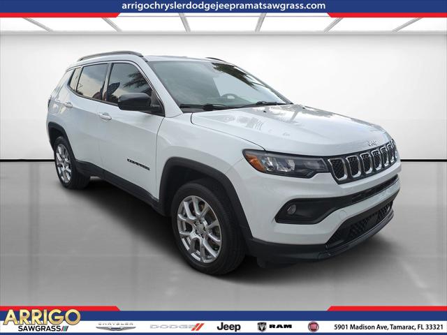 2023 Jeep Compass Latitude Lux FWD