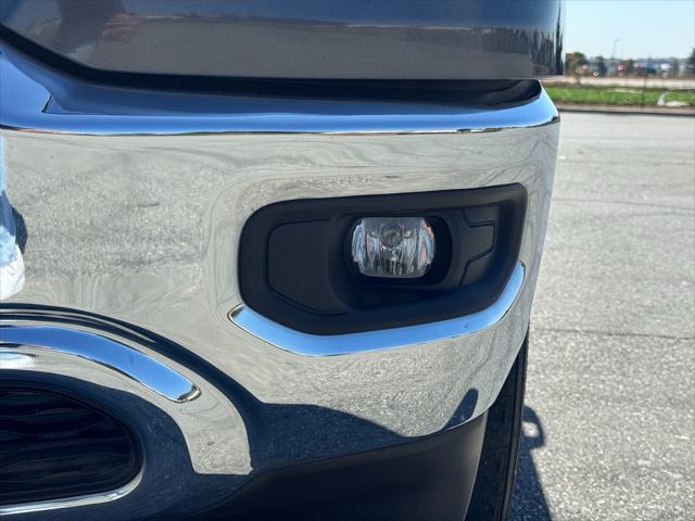 2019 Ram 1500 Big Horn/Lone Star Crew Cab 4x2 5'7" Box
