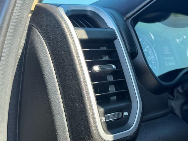 2019 Ram 1500 Big Horn/Lone Star Crew Cab 4x2 5'7" Box