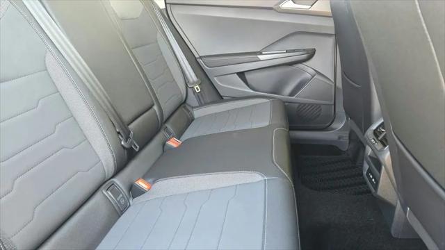 2026 Volkswagen Taos SE Black