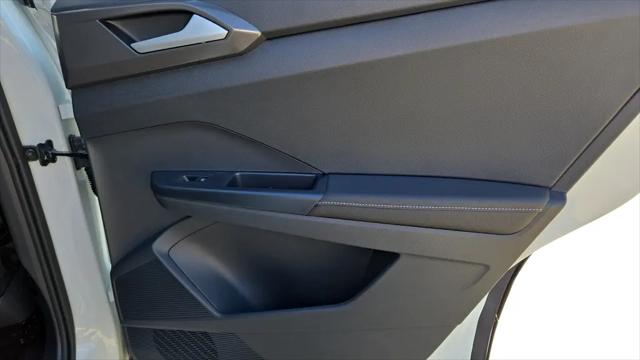2026 Volkswagen Taos SE Black
