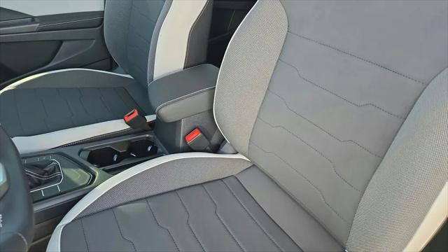 2026 Volkswagen Taos SE