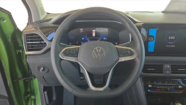 2026 Volkswagen Taos SE Black