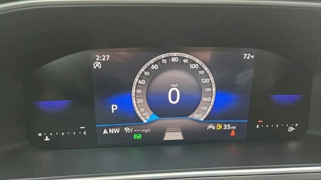 2026 Volkswagen Taos SE Black