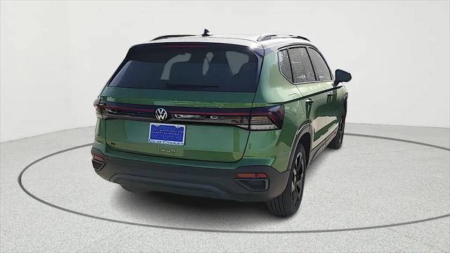2026 Volkswagen Taos SE Black