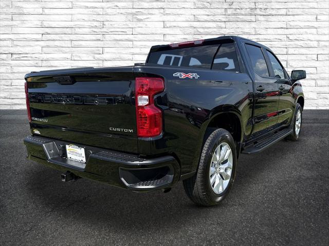 2025 Chevrolet Silverado 1500 4WD Crew Cab Short Bed Custom