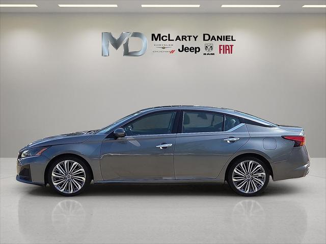 2023 Nissan Altima SL FWD