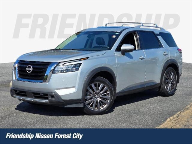 2024 Nissan Pathfinder SL FWD