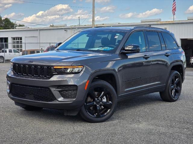 2023 Jeep Grand Cherokee Altitude 4x4