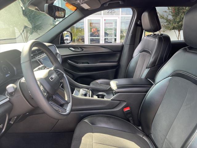2024 Jeep Grand Cherokee L Altitude 4x4