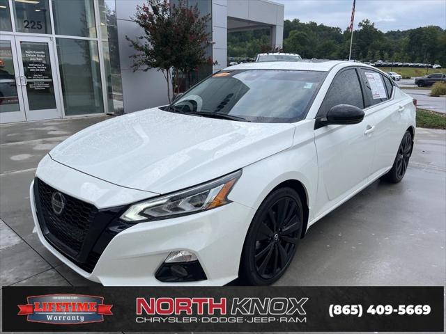 2022 Nissan Altima SR FWD
