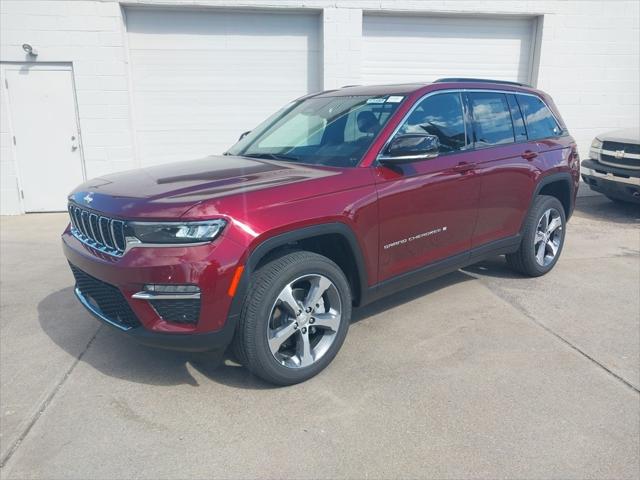 2025 Jeep Grand Cherokee GRAND CHEROKEE LIMITED 4X4