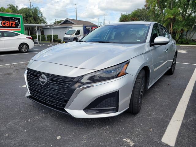 2023 Nissan Altima SV FWD