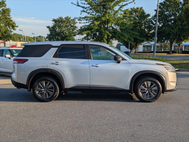 2024 Nissan Pathfinder S 4WD 2024 Nissan Pathfinder S 4WD
