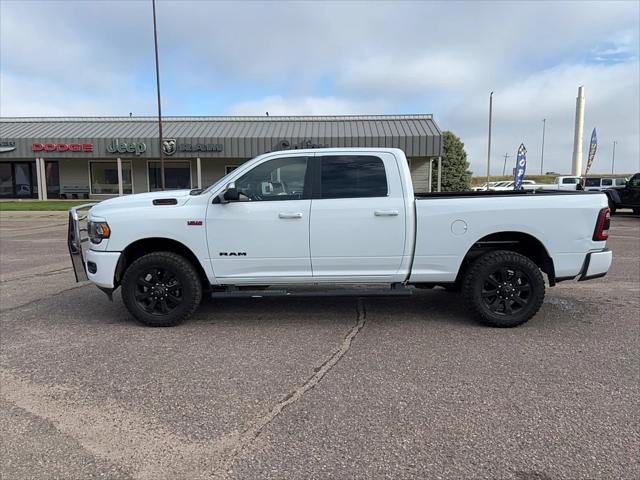 2022 RAM 2500 Big Horn Crew Cab 4x4 64 Box 2022 RAM 2500 Big Horn Crew Cab 4x4 64 Box
