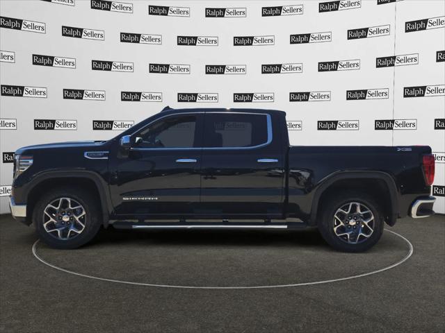 2025 GMC Sierra 1500 4WD Crew Cab Short Box SLT
