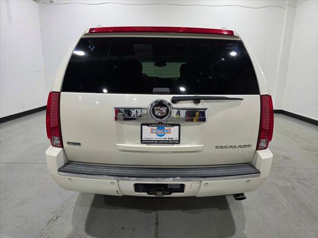 2010 Cadillac Escalade Premium