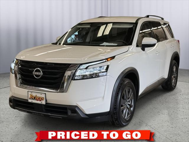 2022 Nissan Pathfinder SV 2WD 2022 Nissan Pathfinder SV 2WD