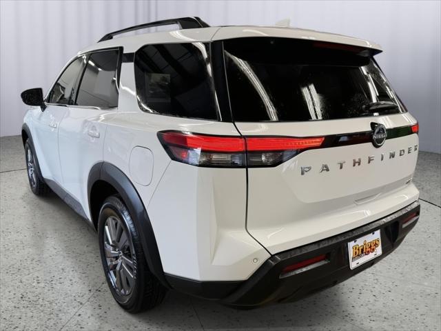 2022 Nissan Pathfinder SV 2WD