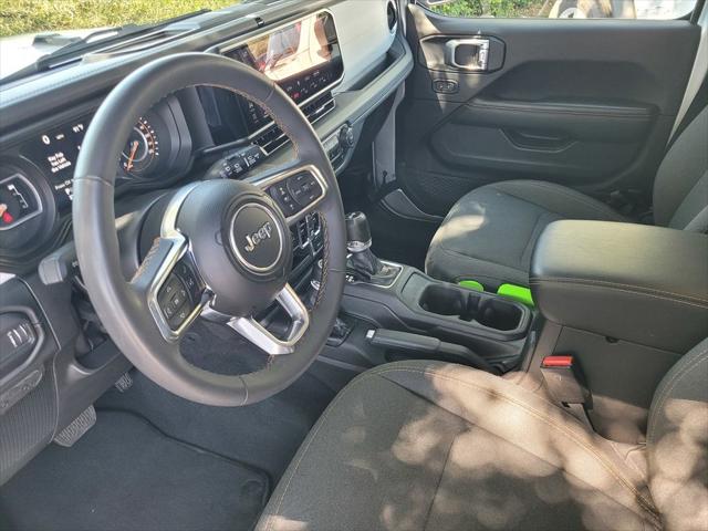 2024 Jeep Wrangler 4-Door Sahara 4x4