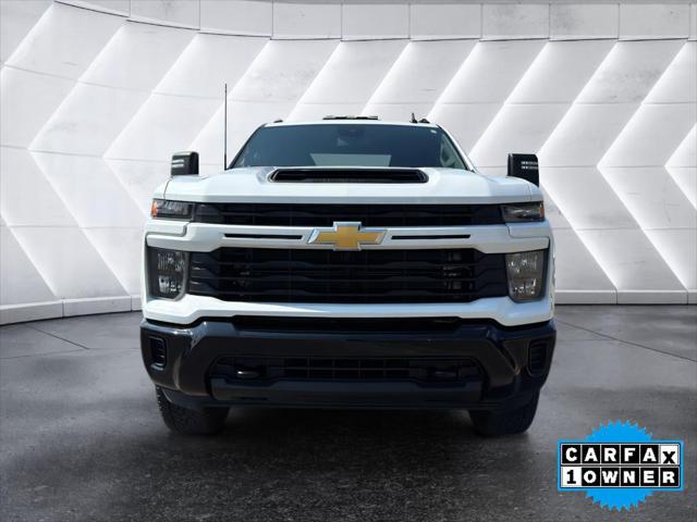 2024 Chevrolet Silverado 2500HD 4WD Double Cab Standard Bed Custom