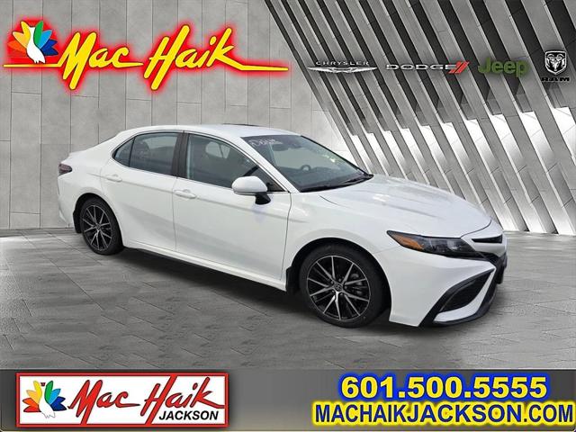 2023 Toyota Camry 