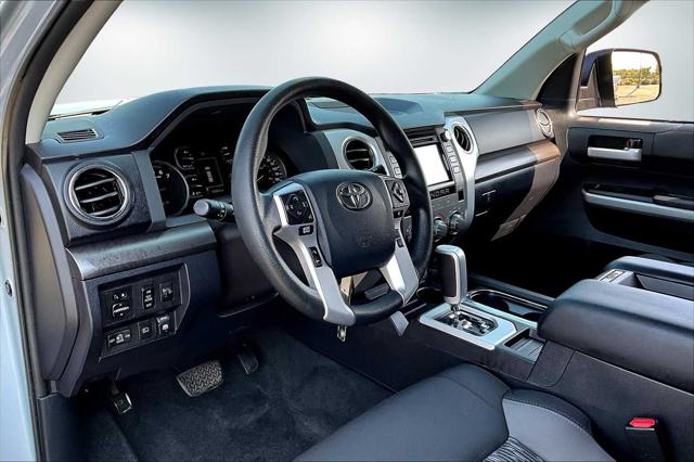 2018 Toyota Tundra SR5 5.7L V8 2018 Toyota Tundra SR5 5.7L V8