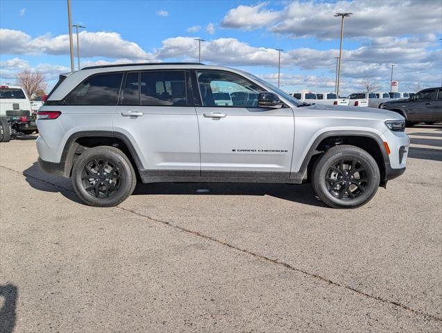 2025 Jeep Grand Cherokee GRAND CHEROKEE ALTITUDE X 4X4